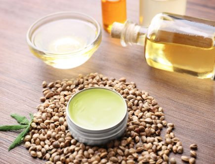 Unguentul de cânepă – antiinflamator puternic împotriva durerilor, junghiurilor, umflăturilor, rigidității articulare