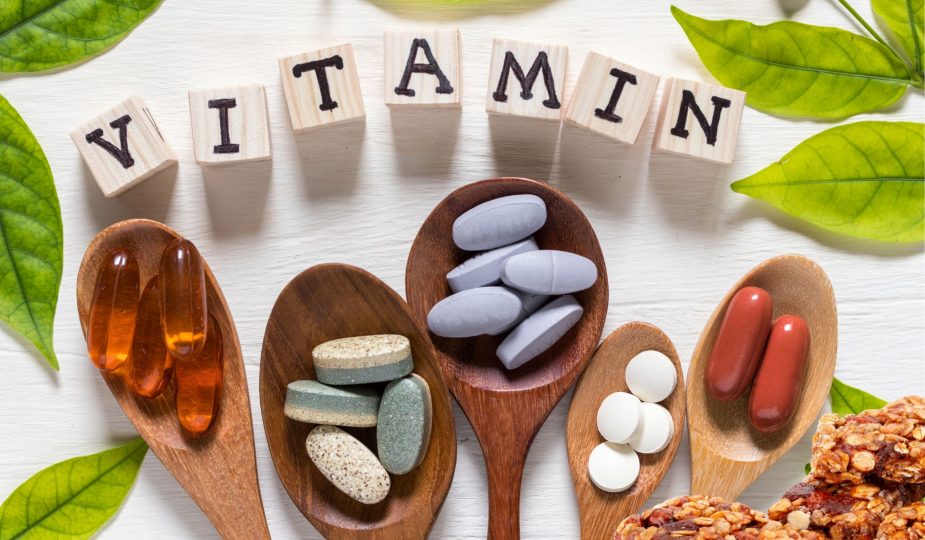 Ce vitamine și minerale sunt necesare după vârsta de 50 de ani