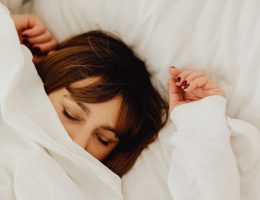 Mineralul care te poate ajuta sa dormi mai bine